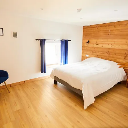 בקתה La Forgerie Piscine Jacuzzi Cinema