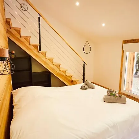 בקתה La Forgerie Piscine Jacuzzi Cinema